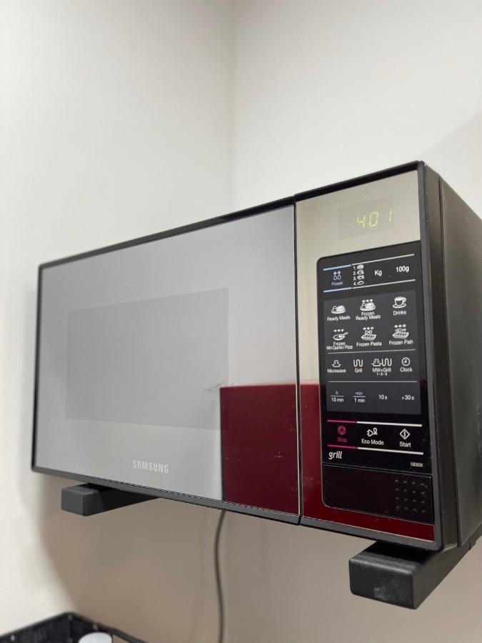 Апартаменты Bright: Flat With Balcony - Kitchen - Free Parking Берлин Экстерьер фото