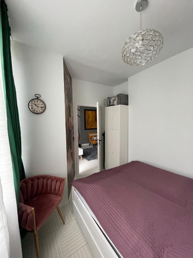 Апартаменты Bright: Flat With Balcony - Kitchen - Free Parking Берлин Экстерьер фото